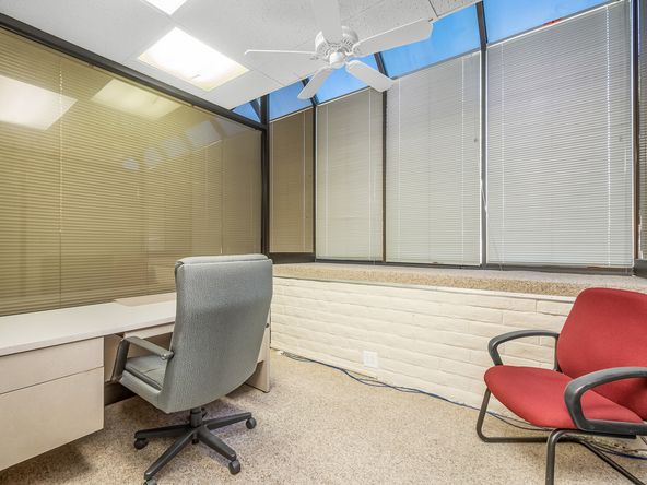 Professional Office Space Located Off Shaw Ave: 1241 E Shaw Ave, Fresno, CA 93710